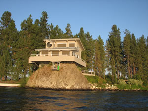An interested house we saw on rock next to Coeur d'Alene Lake.