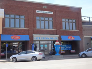 Main visitor center and ice cream parlor in Le Mars, Iowa.