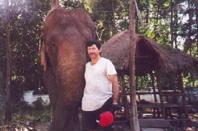 Ted with an elephant between Pak Chong and the Khoa Yai National Park.