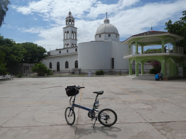 Biking Topolobampo, Mexico to Guamúchil, Mexico.