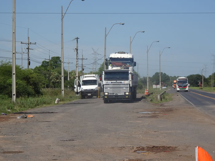 Truck weight station near Argentina/ Paraguay