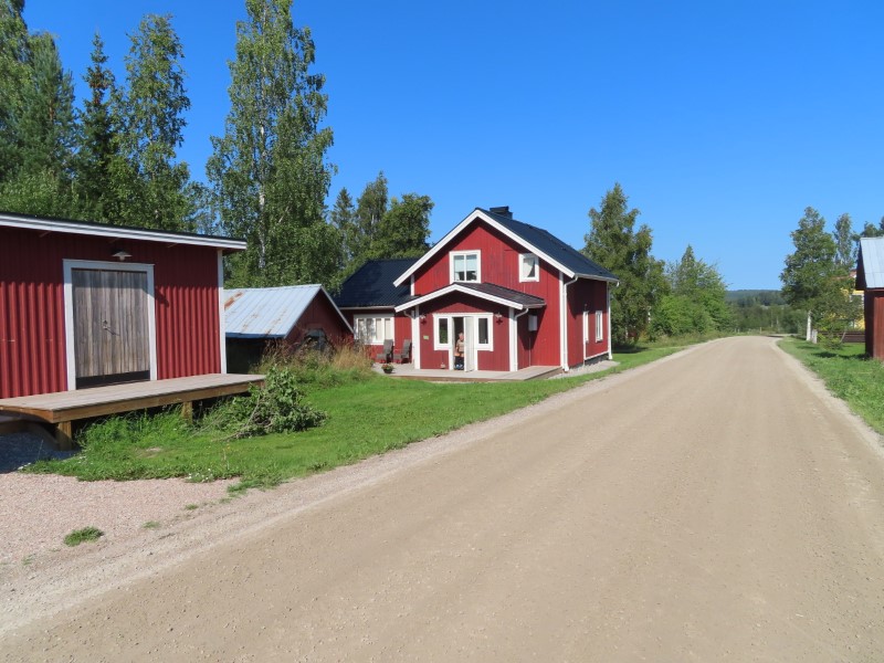 Home between Ortsjn, Sweden and Trollsved, Sweden.