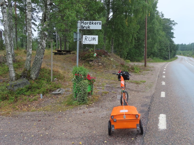 Teds bike on Axmarstig road south of Ljusne, Sweden.