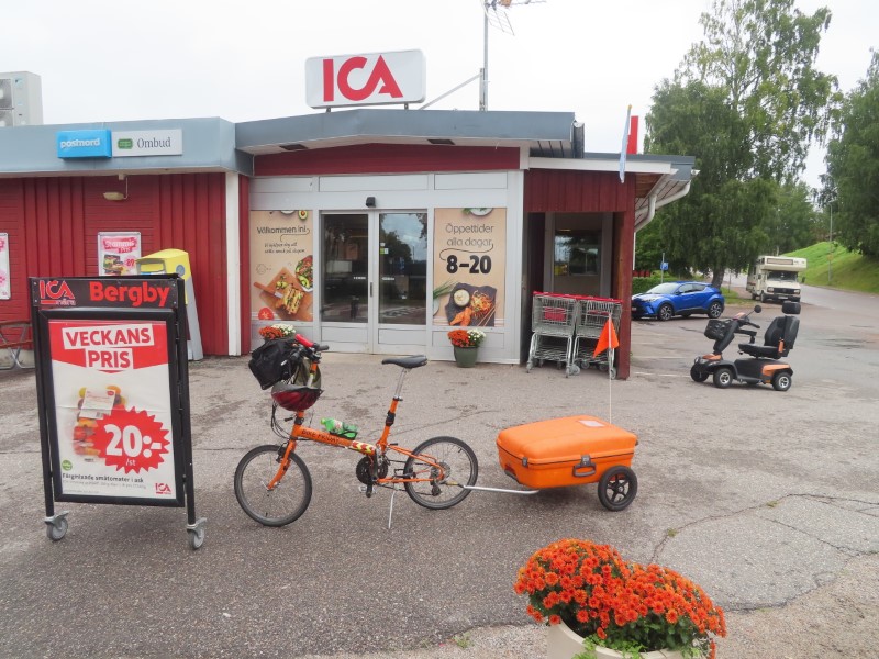 Teds bike in front of the ICA grocery store in Bergby, Sweden.