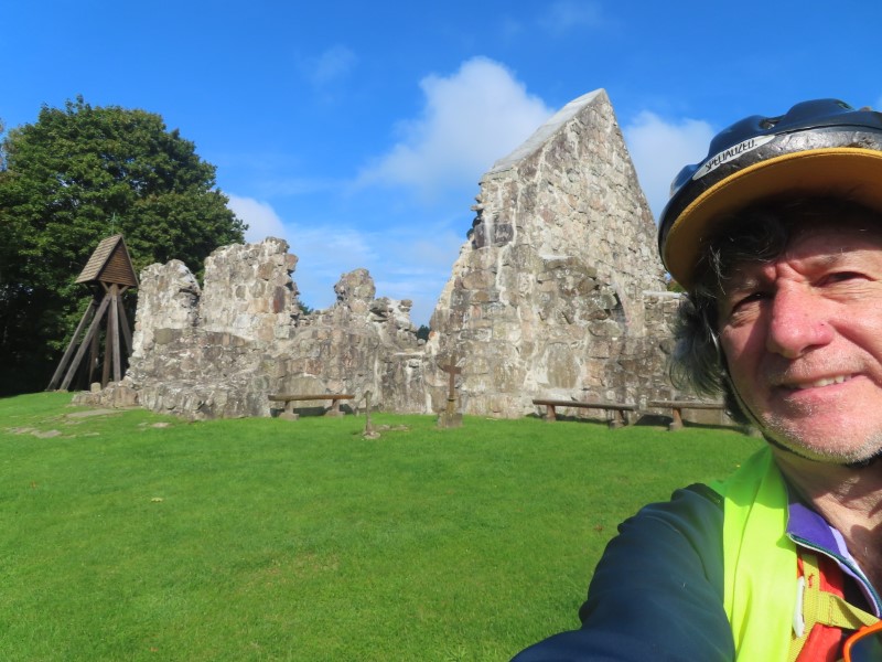 Ted in front of ruins of Rya kyrkoruin (from the 1100s)