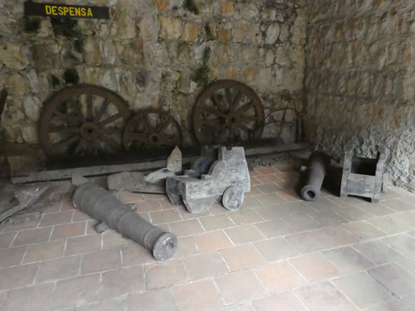 Cannons and stuff on display at Castillo De San Felipe near Rio Dulce, Guatemala.